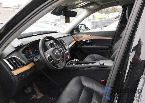 2023 Volvo Xc90 B5 Plus z USA, uszkodzony, nr VIN YV4L12PN9P1921500